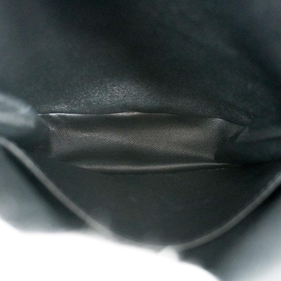 Louis Vuitton Epi Danube Shoulder Bag Red - Picture 4 of 12